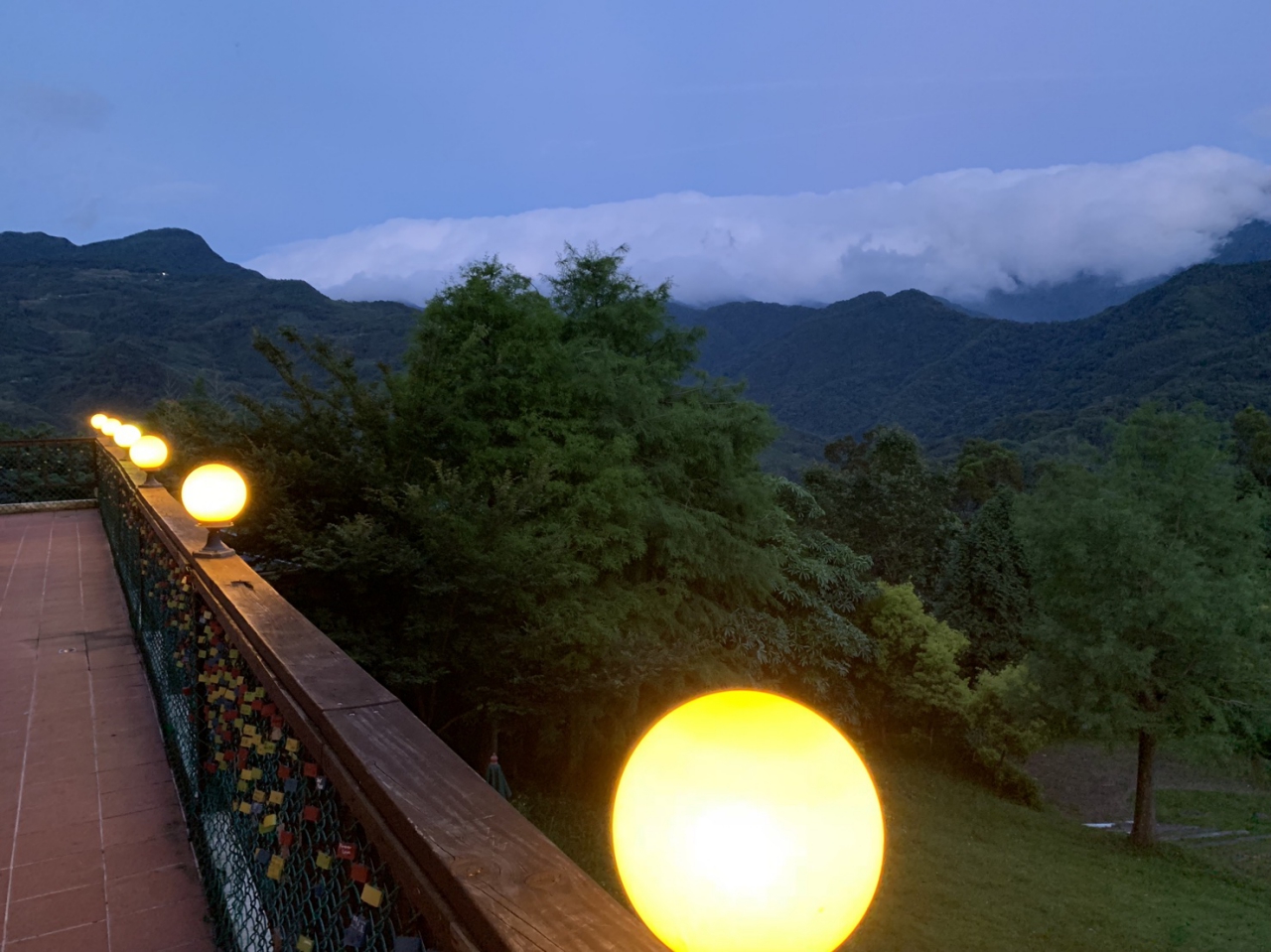 羅浮溫泉湯池推薦店家~綠光森林