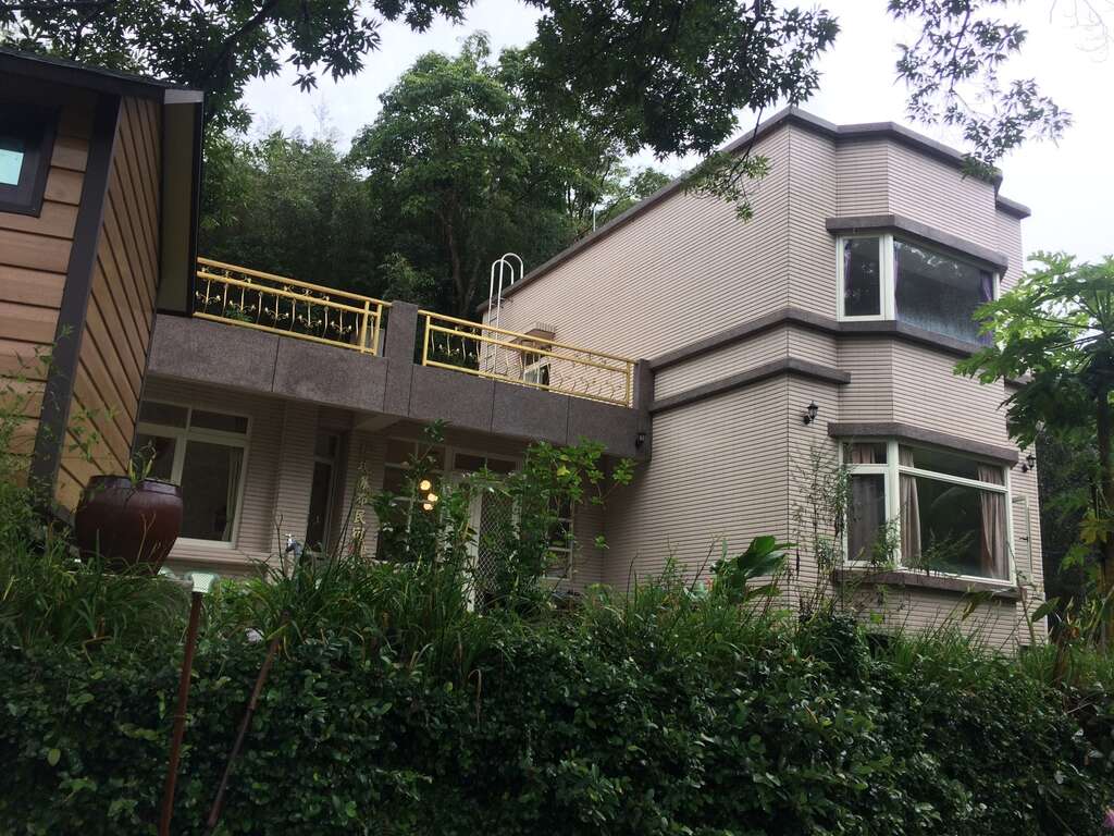 羅浮溫泉湯池推薦店家~秘境瀑布民宿