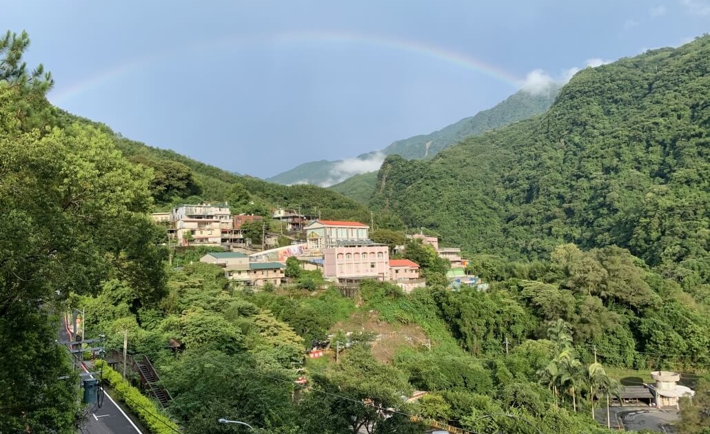羅浮溫泉湯池推薦店家~小烏來山莊